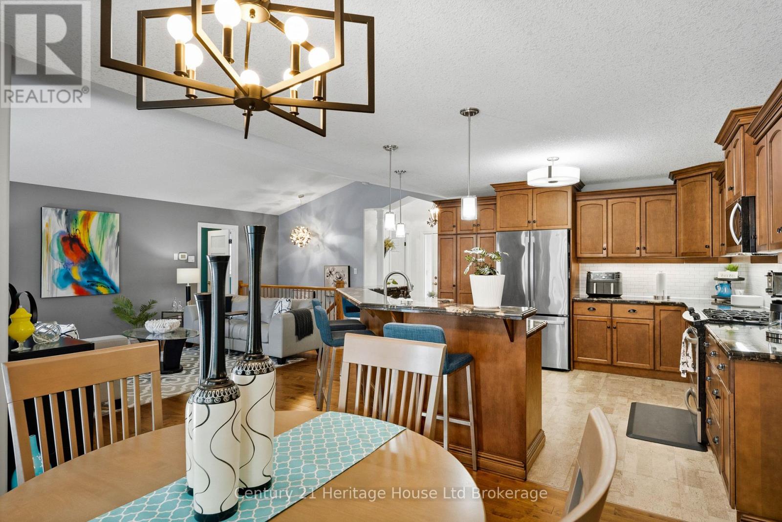 150 FORESTWAY TRAIL - 13