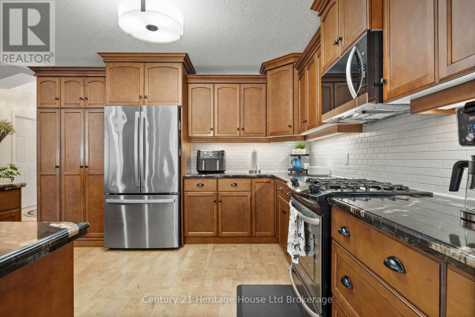 150 FORESTWAY TRAIL - 11