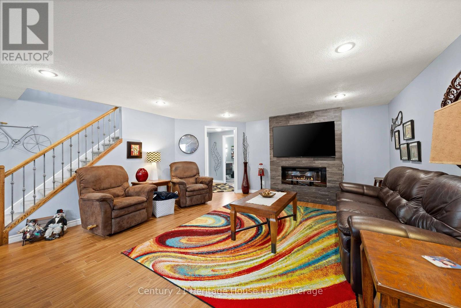 150 FORESTWAY TRAIL - 26