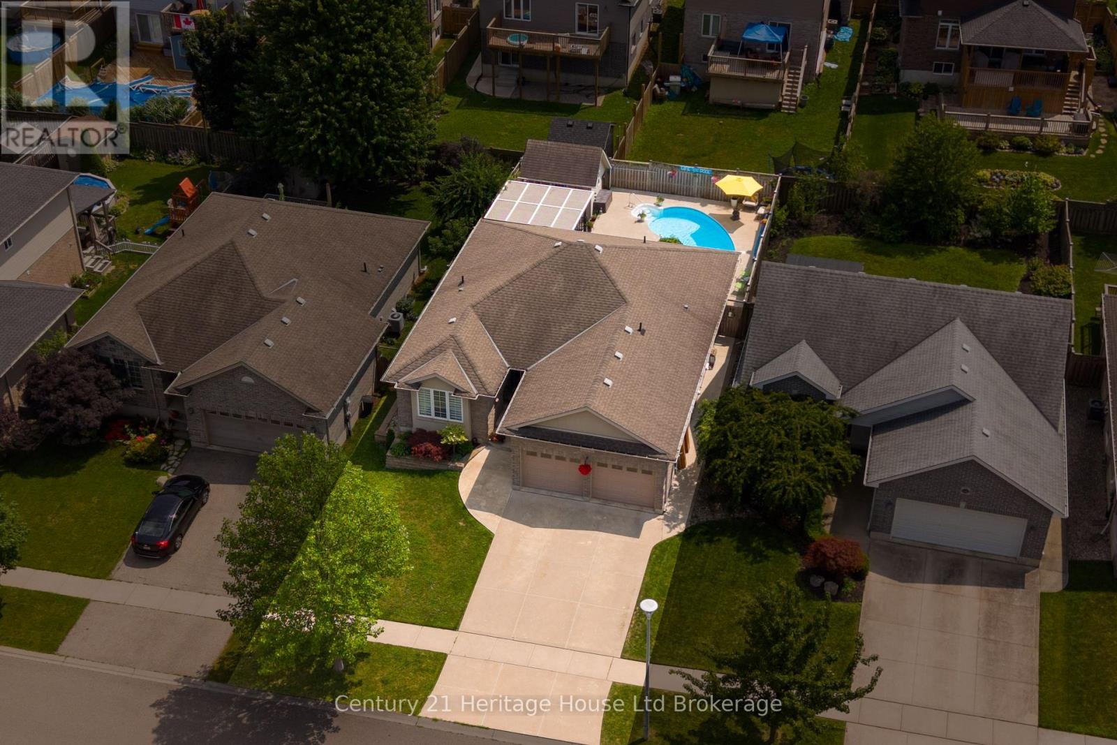 150 FORESTWAY TRAIL - 48