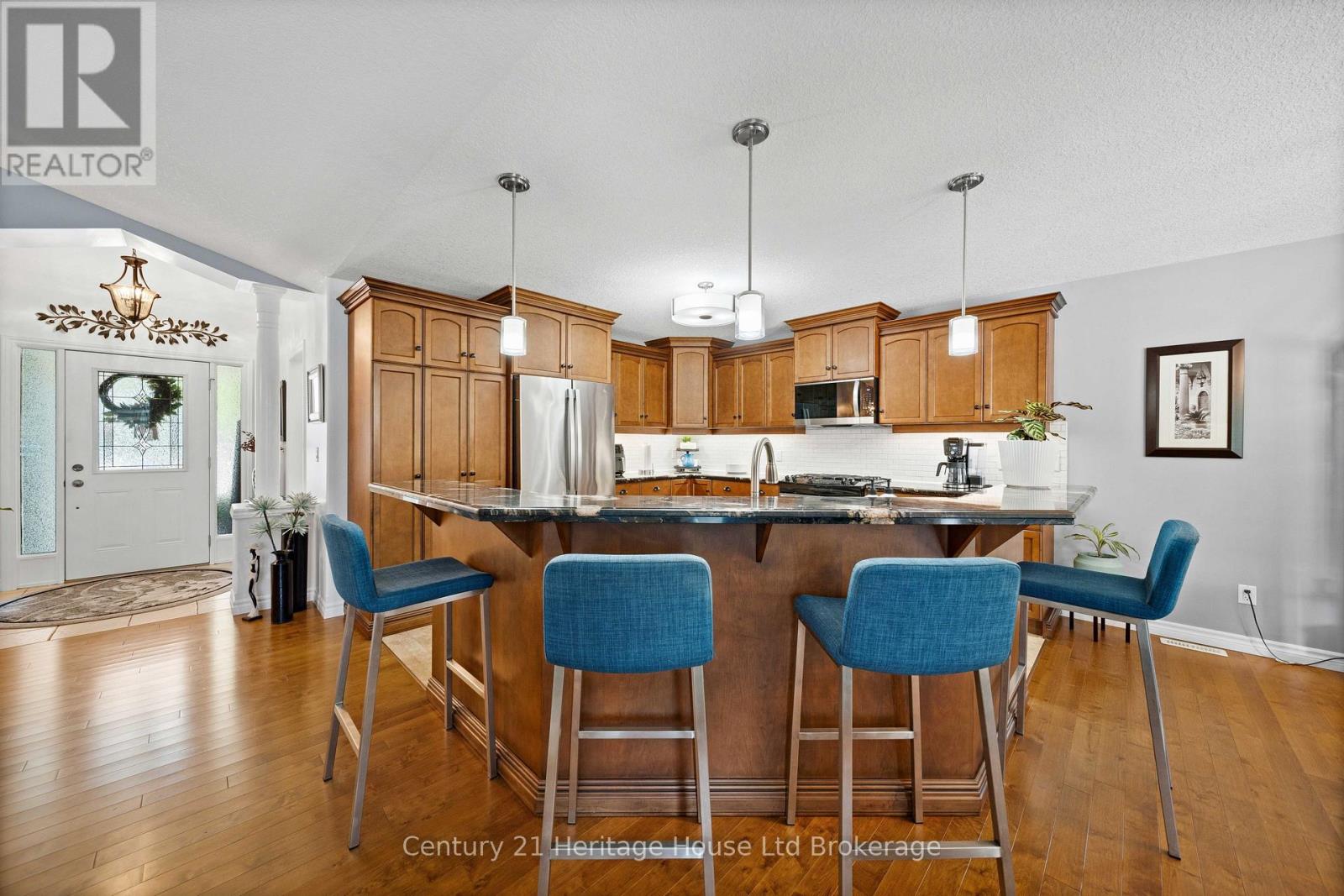 150 FORESTWAY TRAIL - 9