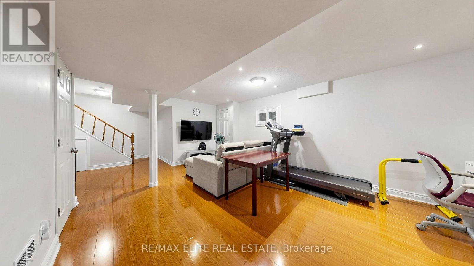 24 CASCADEN STREET - 28