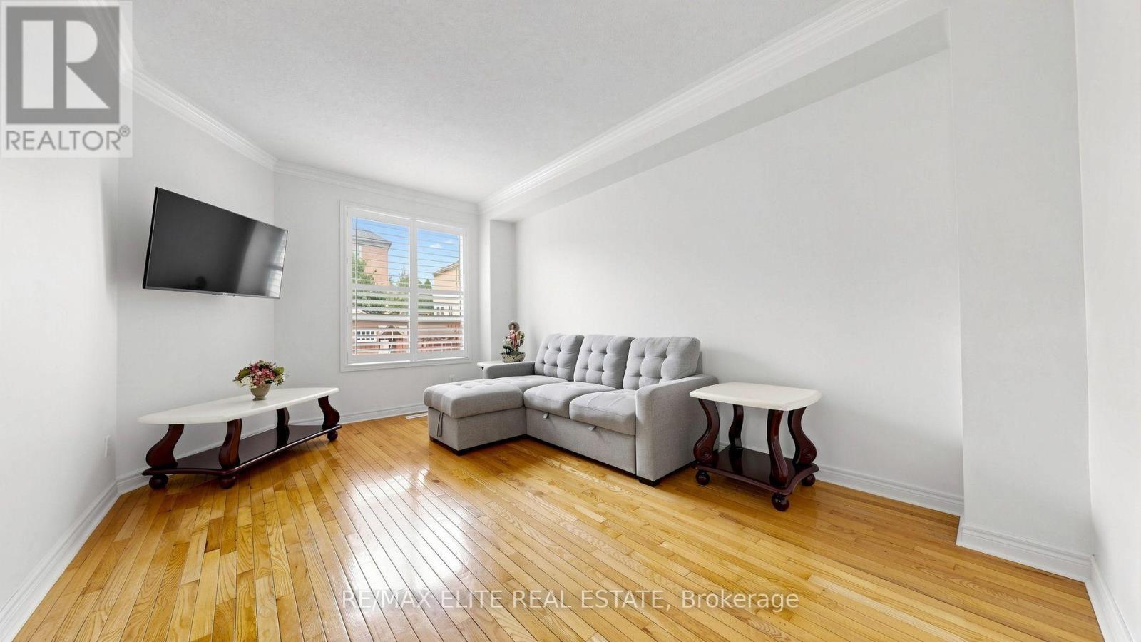 24 CASCADEN STREET - 5