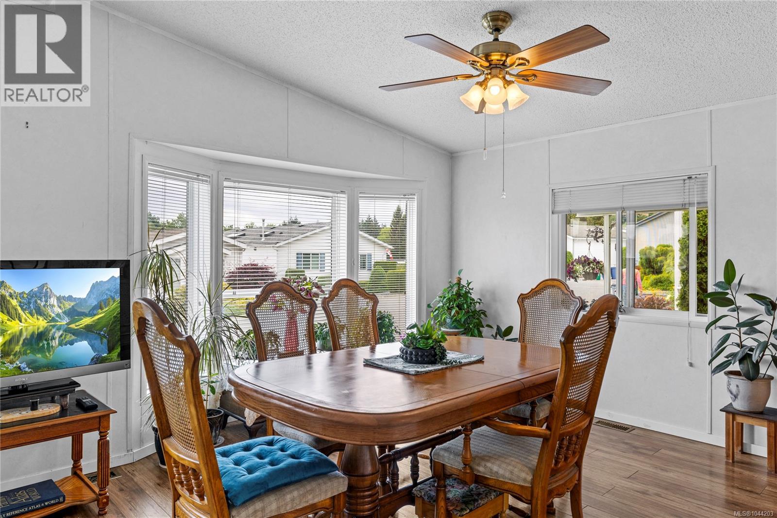 1948 Valley Oak Dr - 10