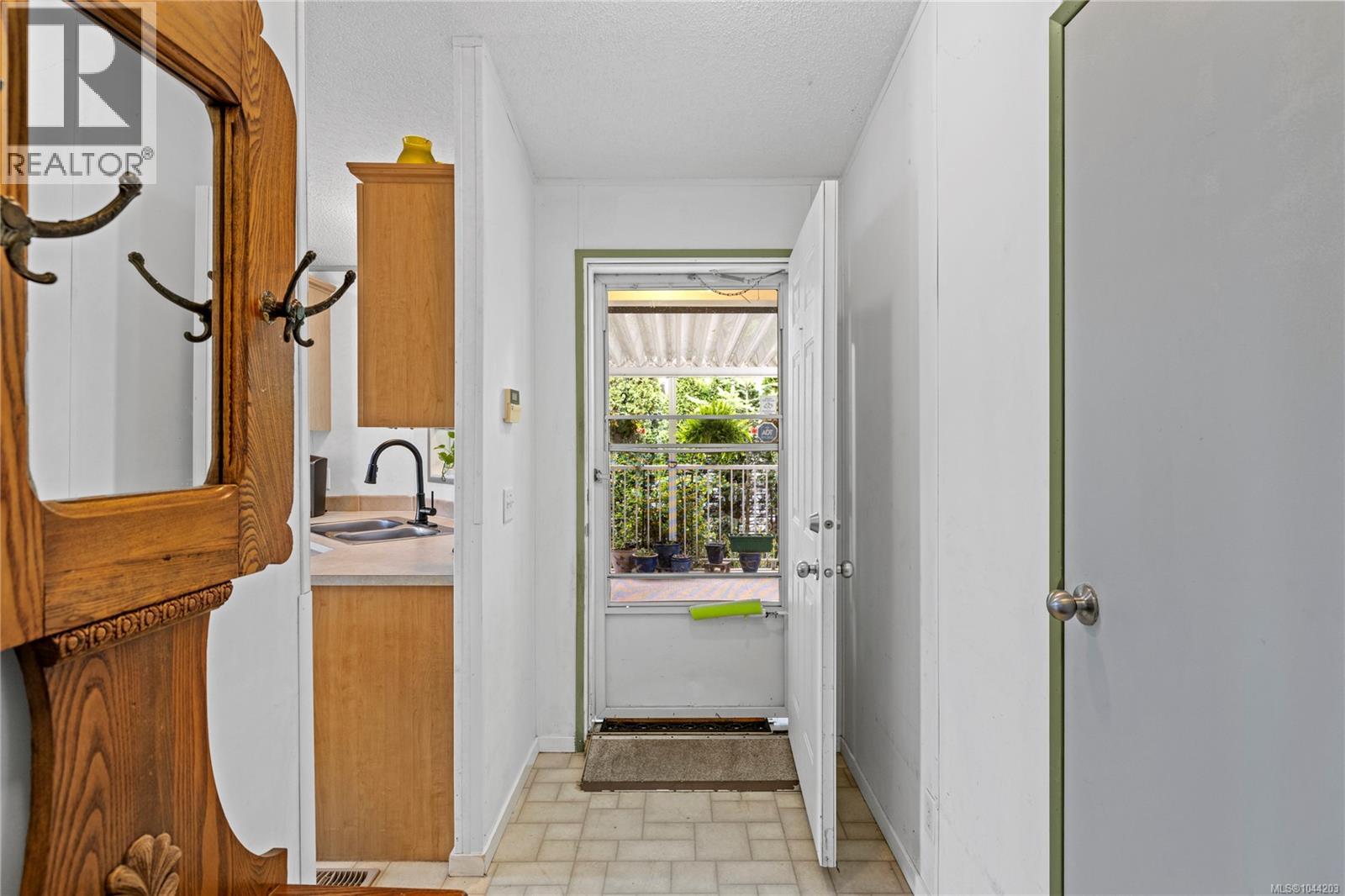1948 Valley Oak Dr - 28