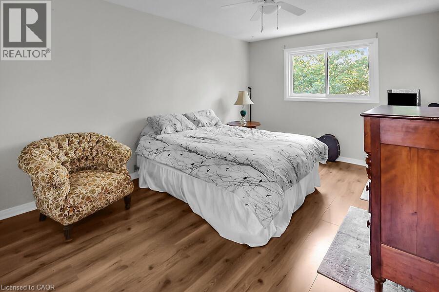 4542 IVY GARDENS Crescent - 11