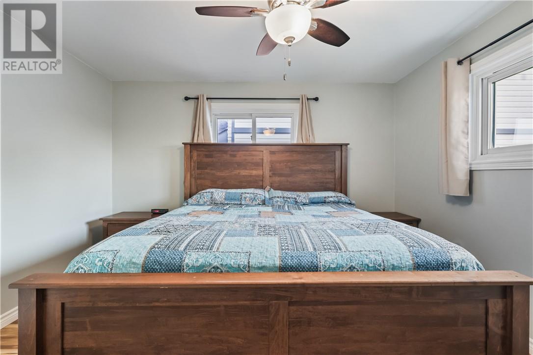 137 SIME Street - Image 35