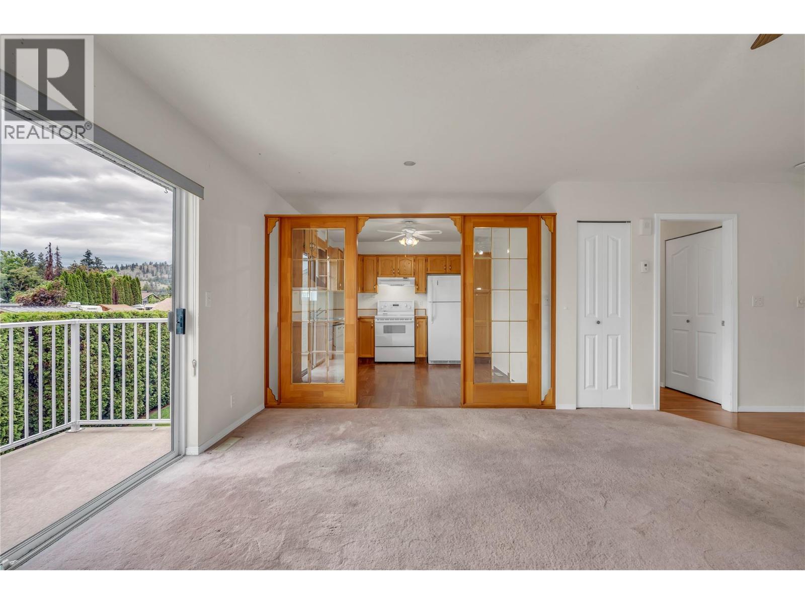 #7 14615 Victoria Road - 6
