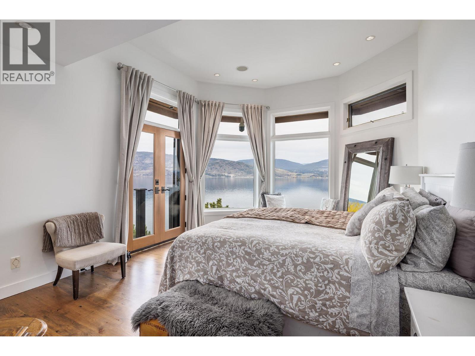  6850 Lakeshore Road, Kelowna
