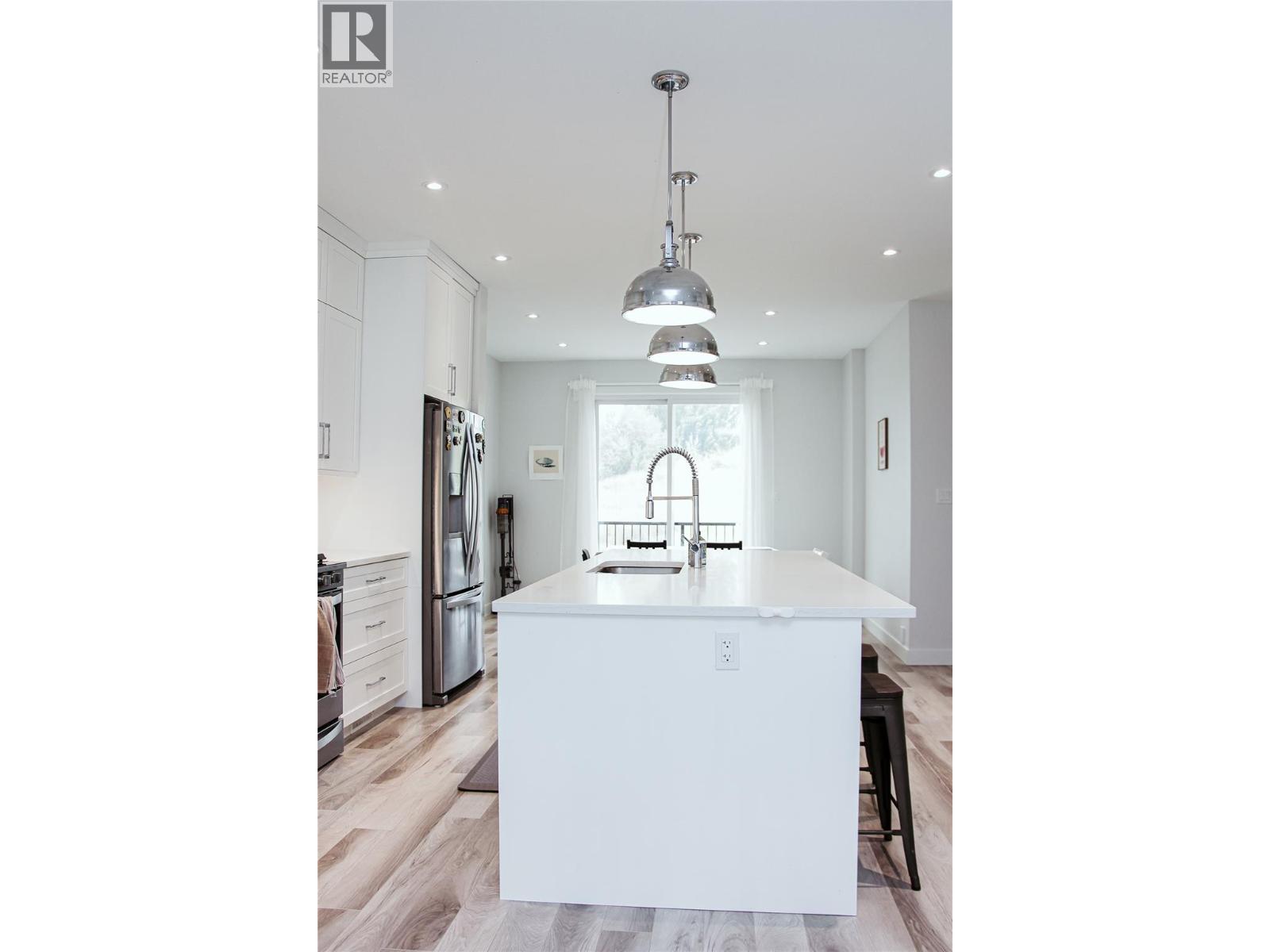 104 RIVER GATE Drive - 17
