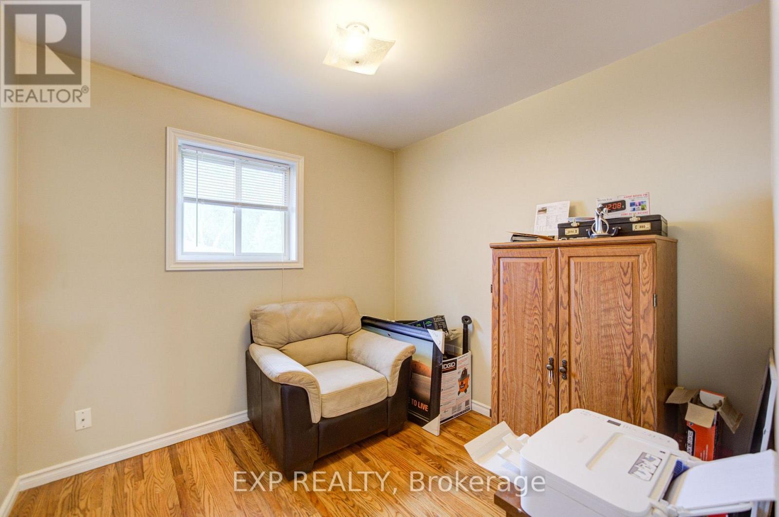 608 RUPERT AVENUE - 19