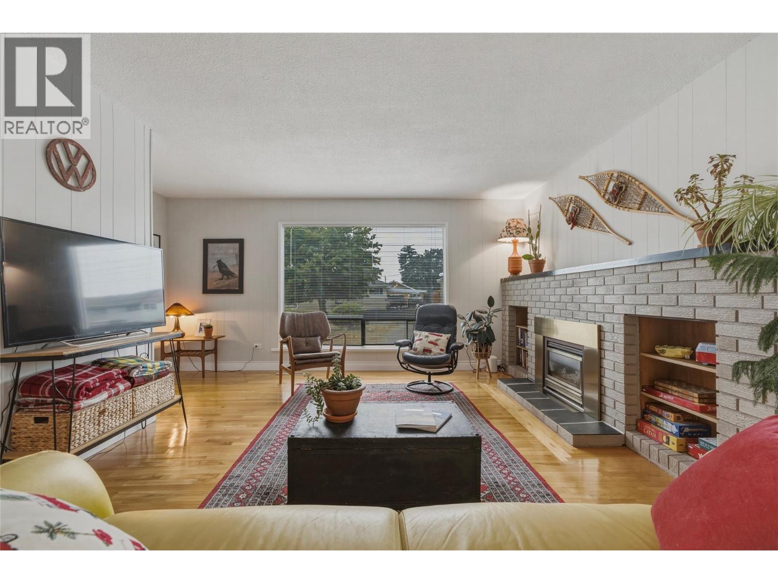 2903 17 Street - 8