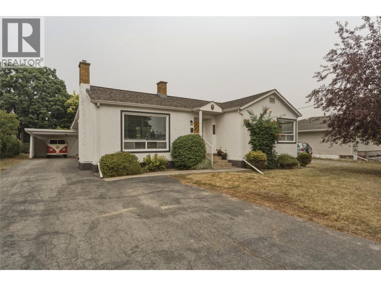 2903 17 Street - 1