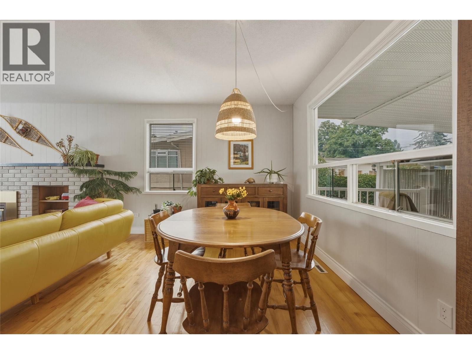 2903 17 Street - 10