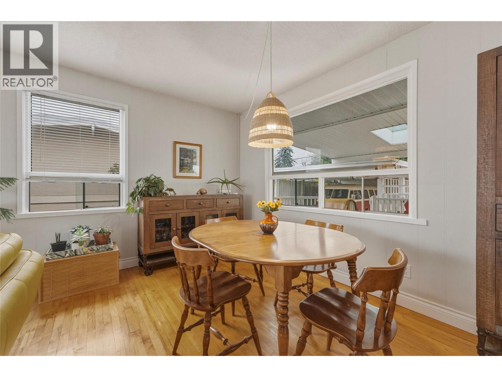 2903 17 Street - 9