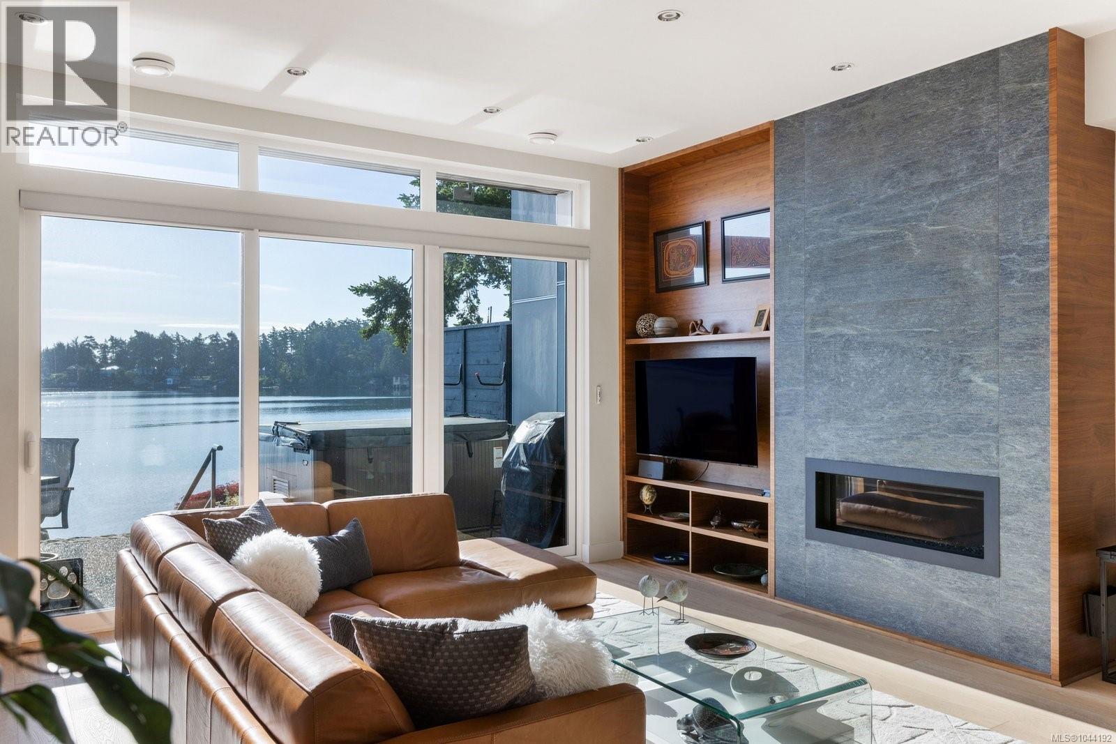 10303 Resthaven Dr - 8