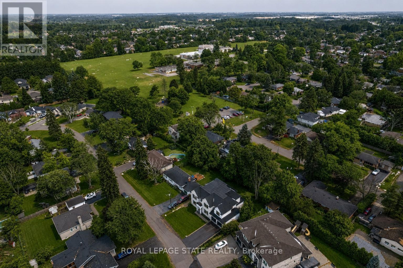 102 CUMMING COURT - 49