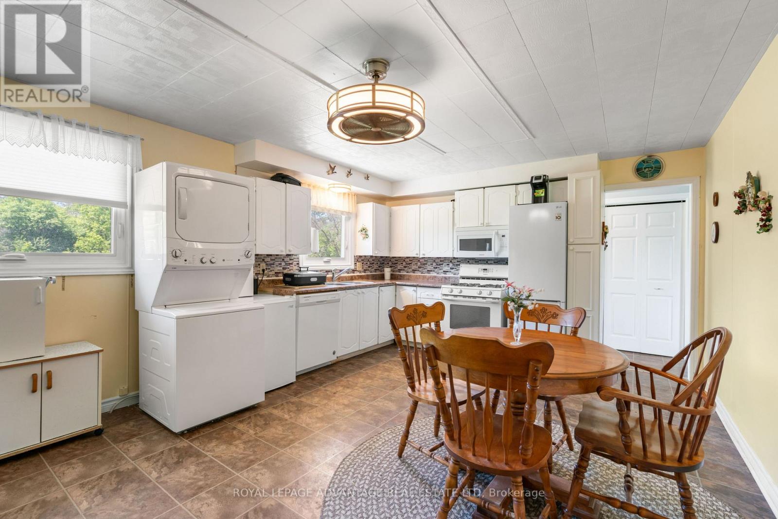 2564 2ND CONC ROAD - 15