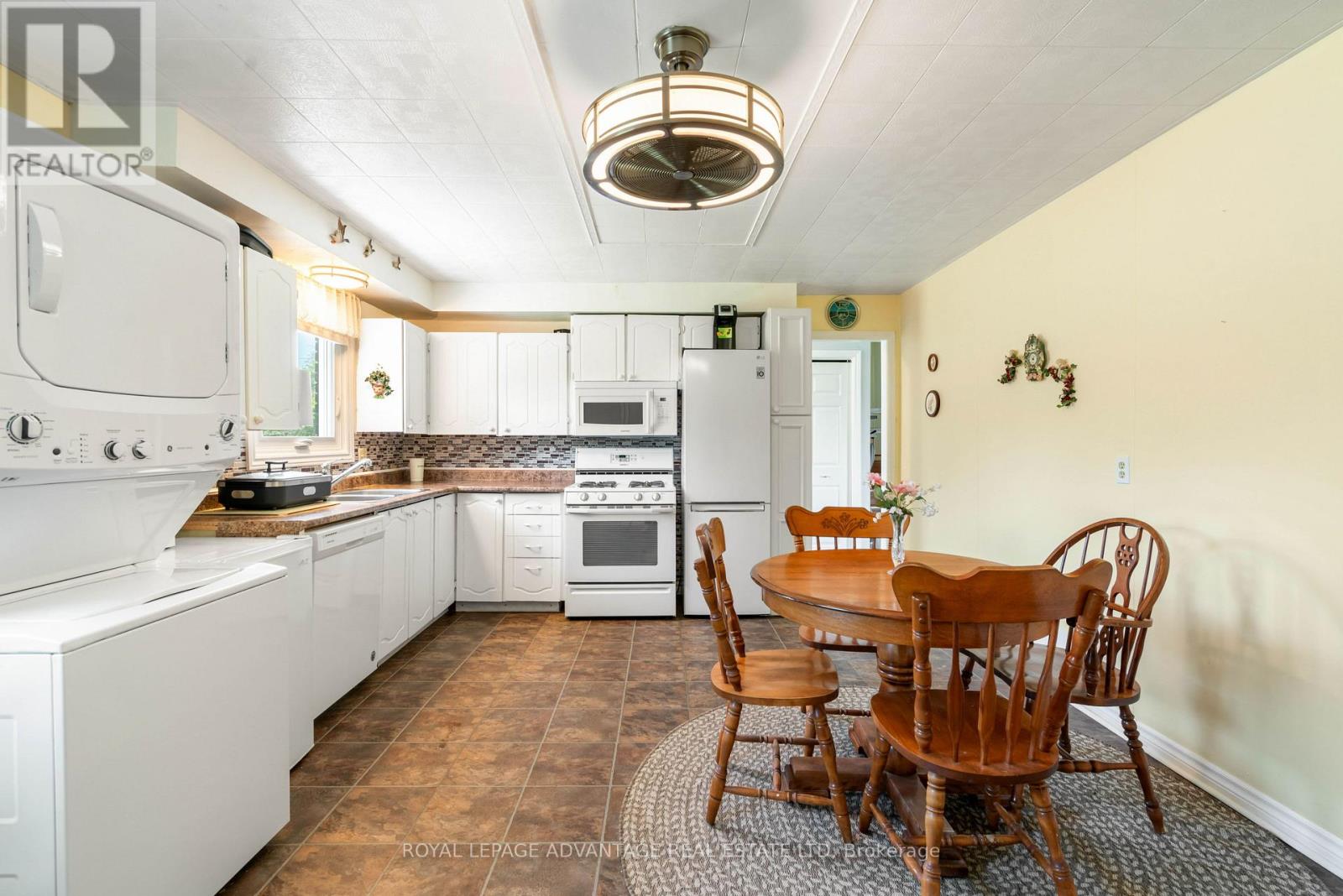 2564 2ND CONC ROAD - 14