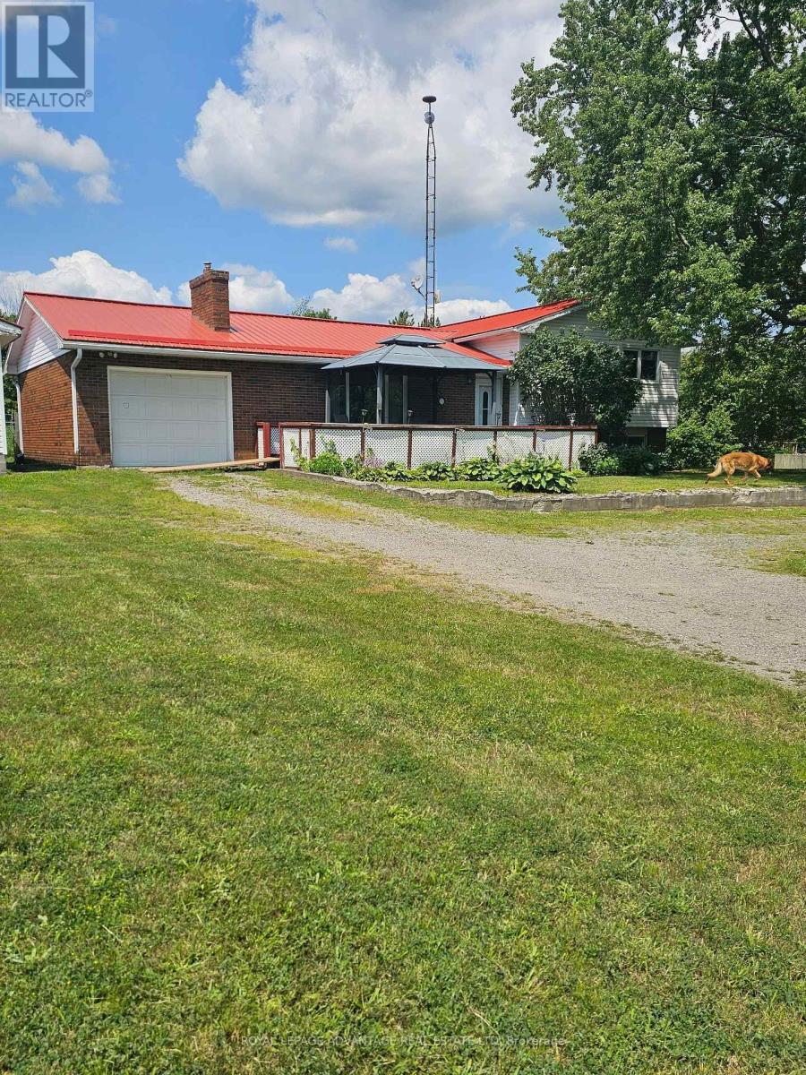 2564 2ND CONC ROAD - 32