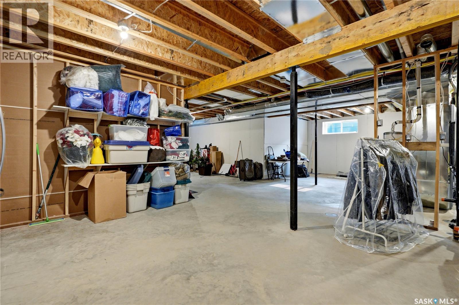 701 Casper CRESCENT - Image 42