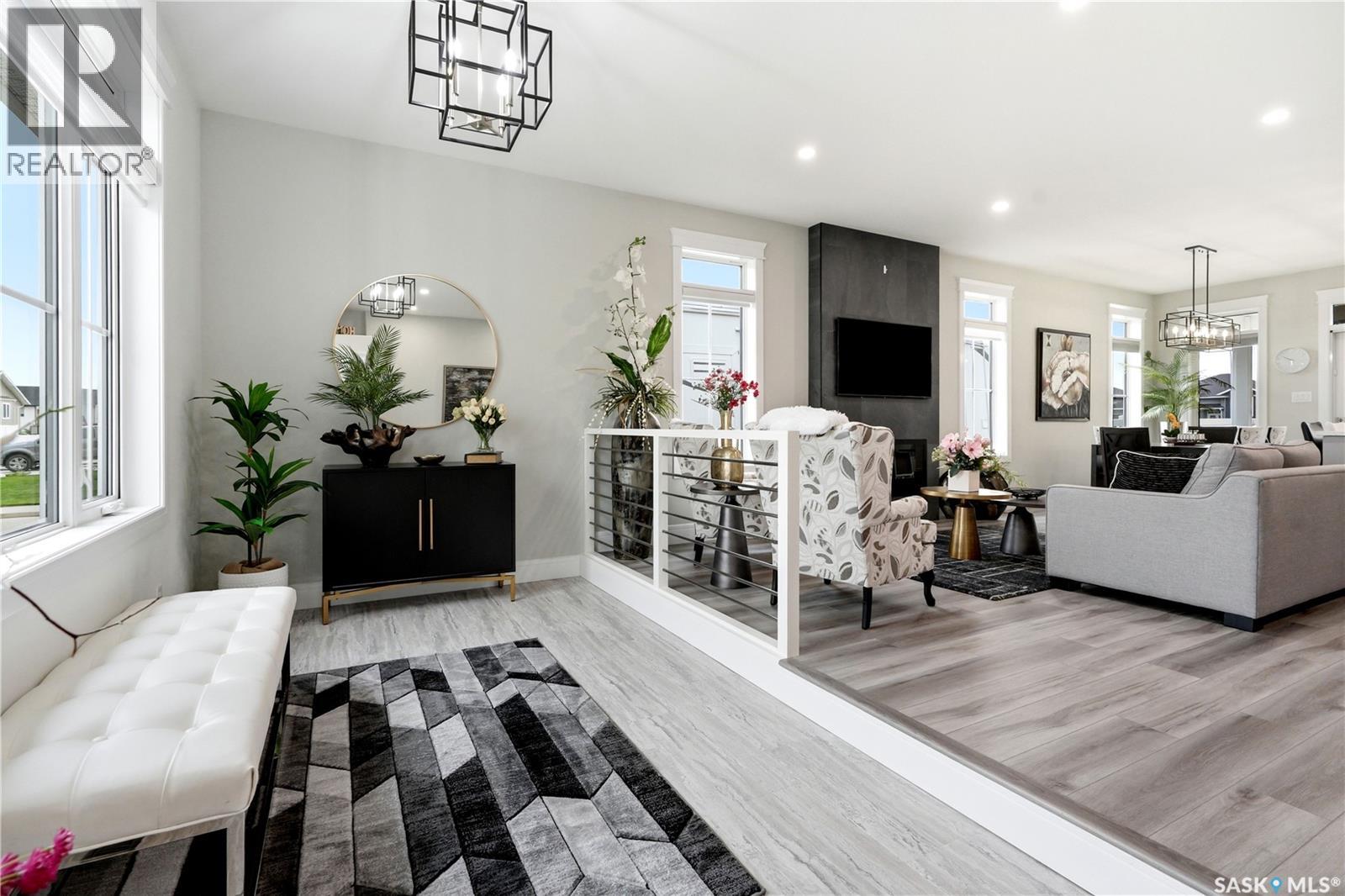 701 Casper CRESCENT - Image 6