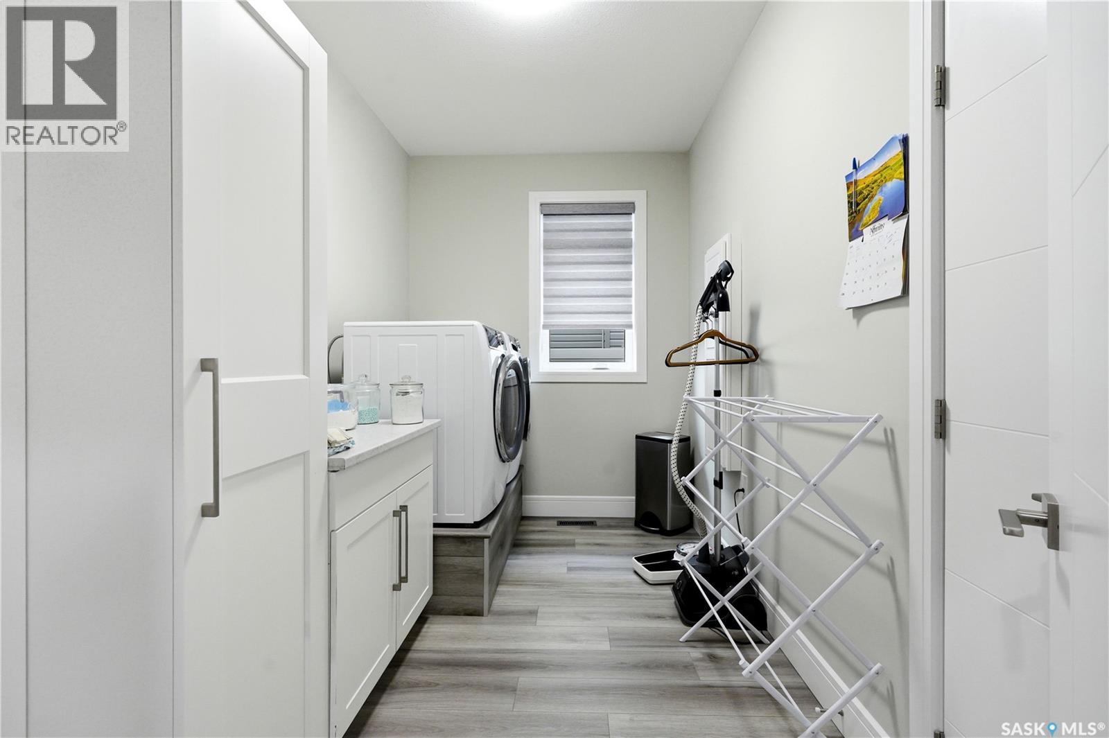 701 Casper CRESCENT - Image 27