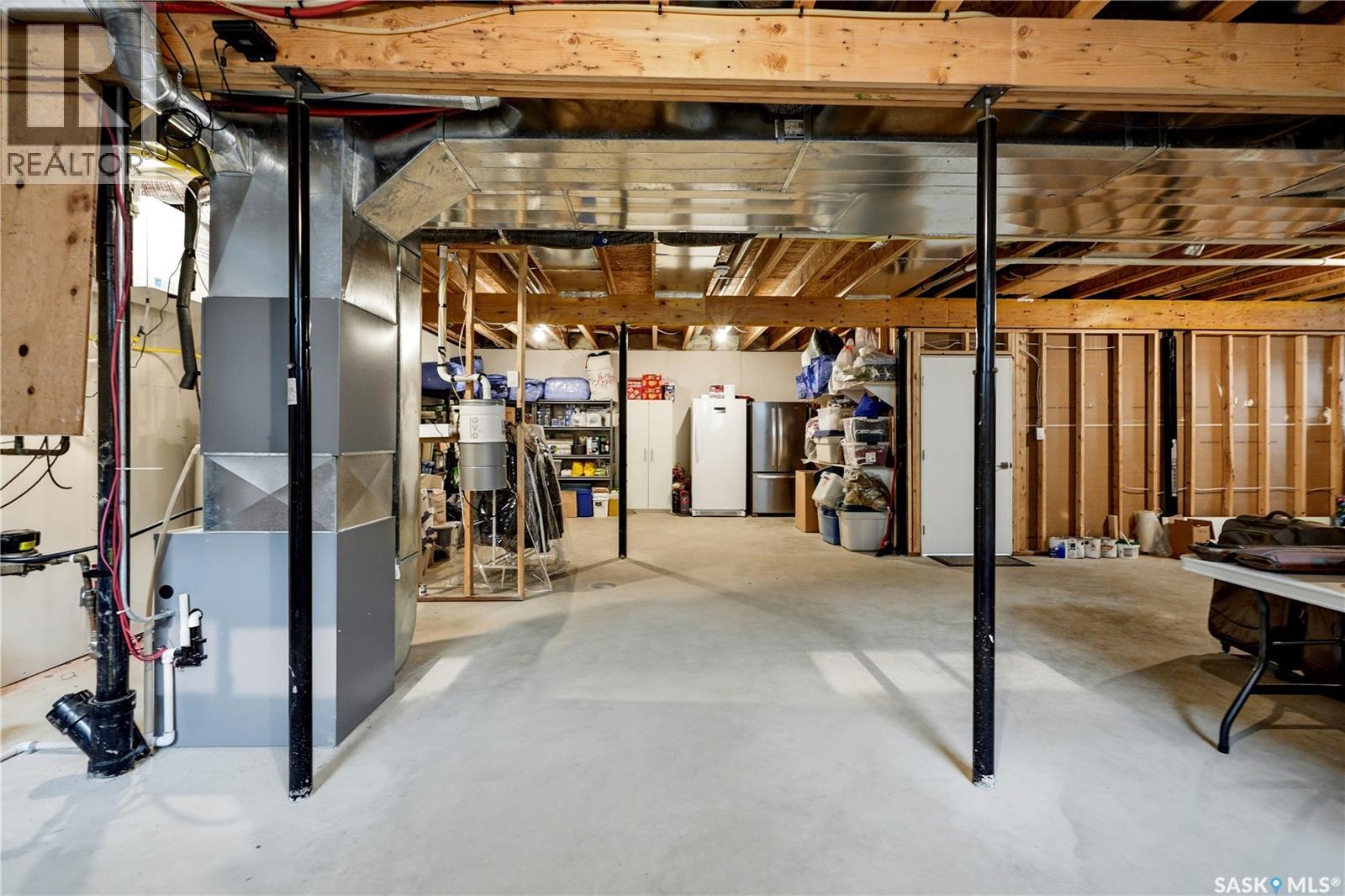701 Casper CRESCENT - Image 39