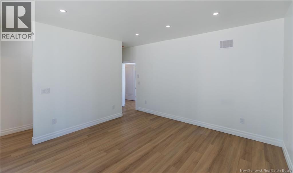 175 Robertson Road - 34