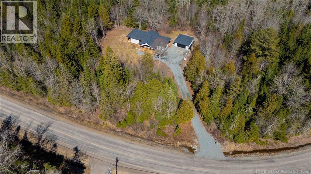 175 Robertson Road - 42