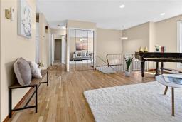 257 Douglas Avenue, Winnipeg, MB R2G0Y2 Photo 9