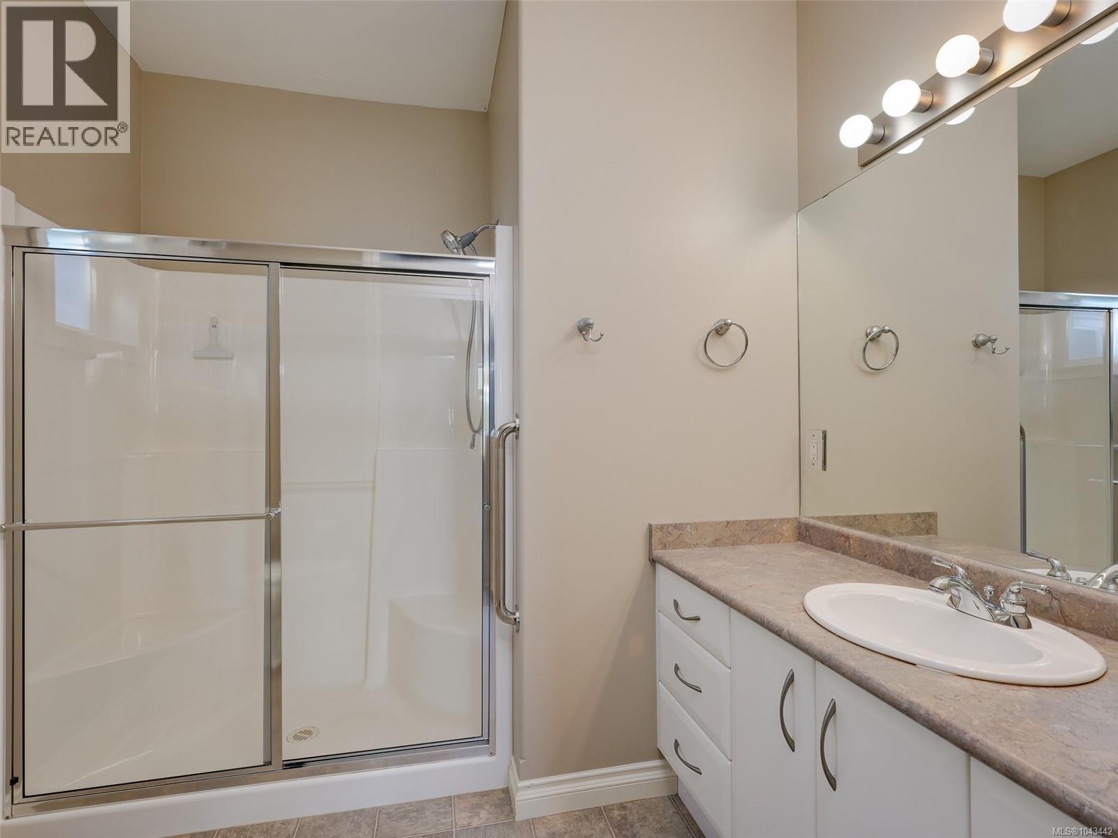 809 Rogers Way - 16