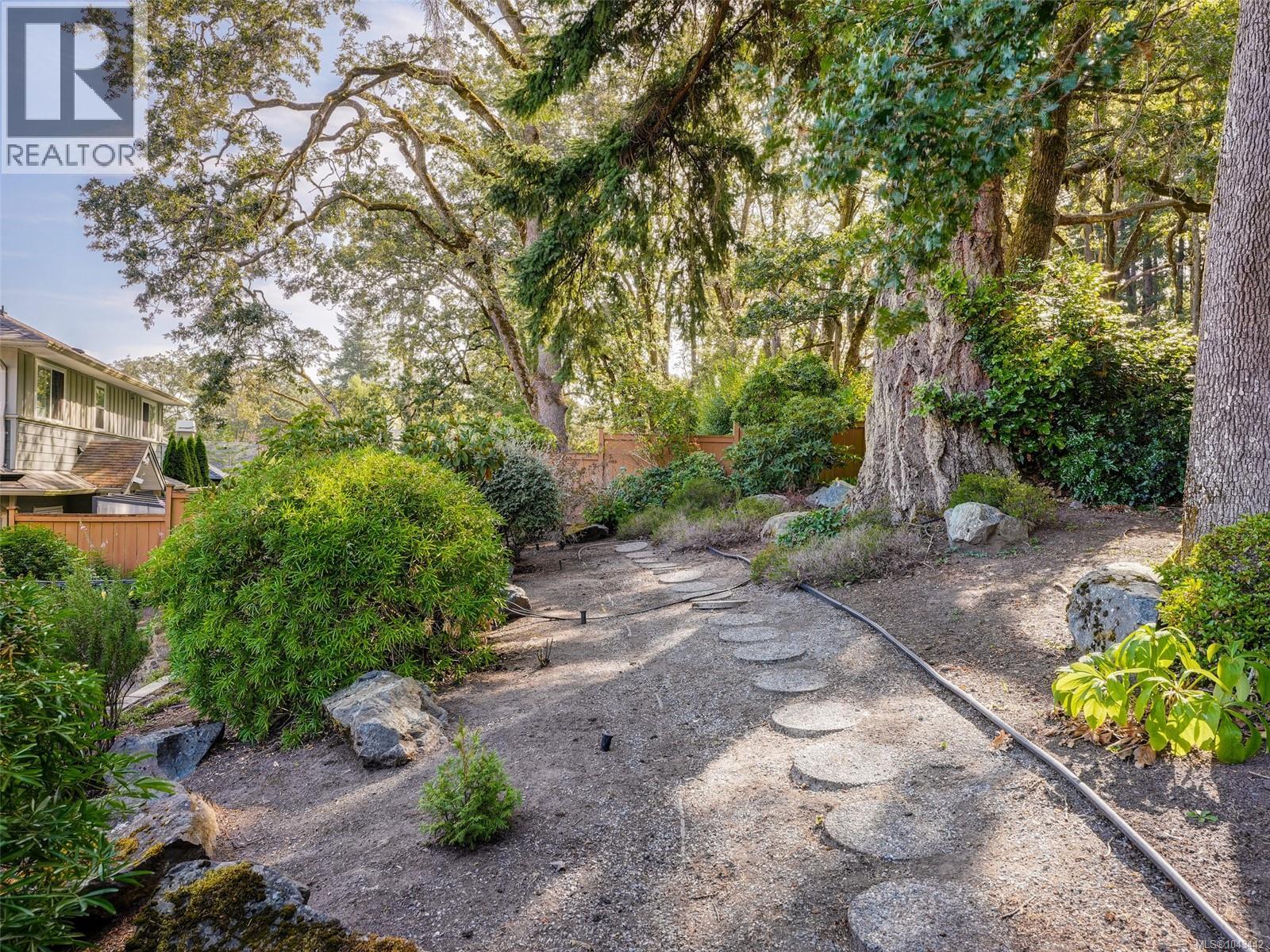 809 Rogers Way - 31