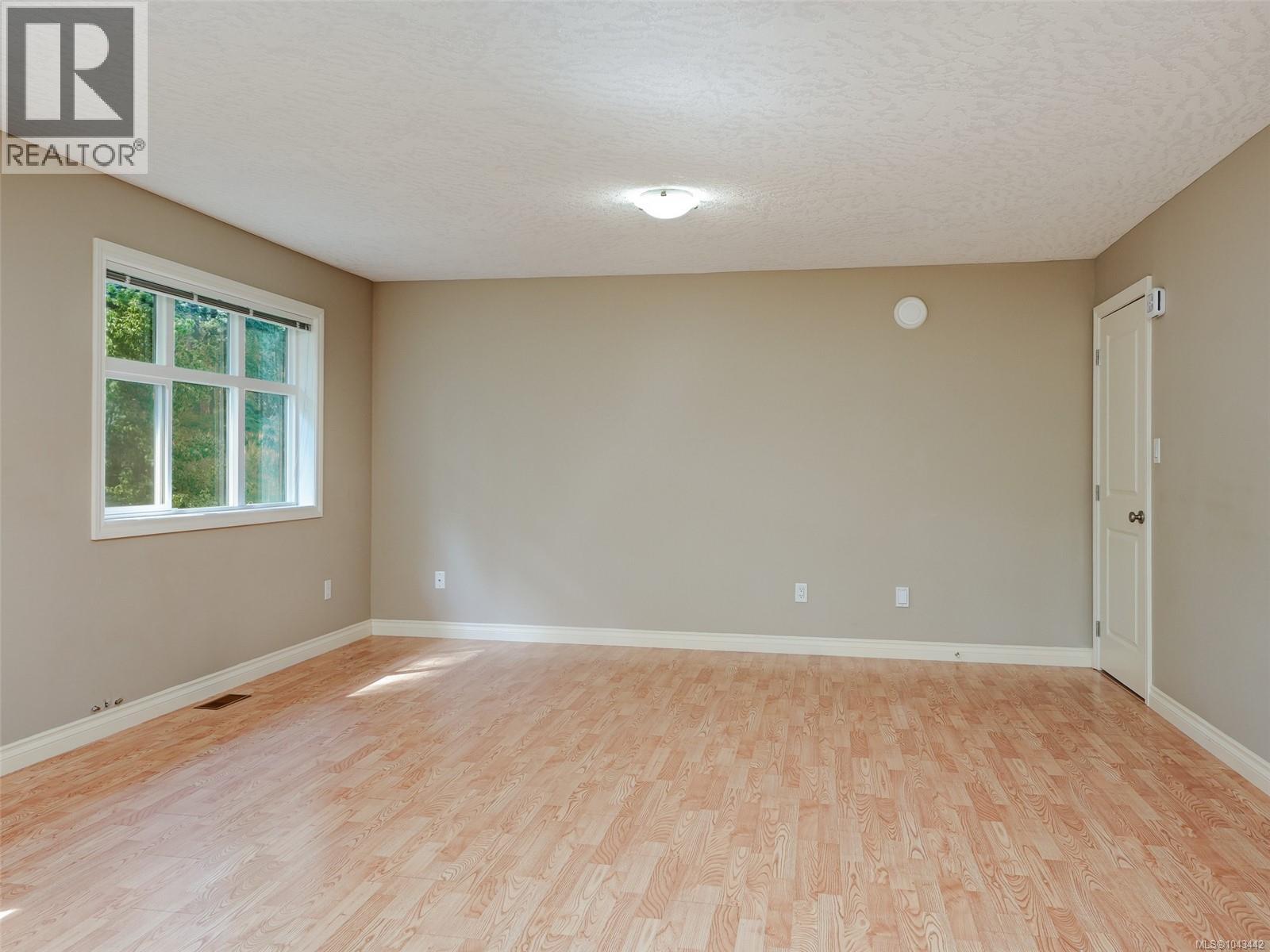 809 Rogers Way - Image 28