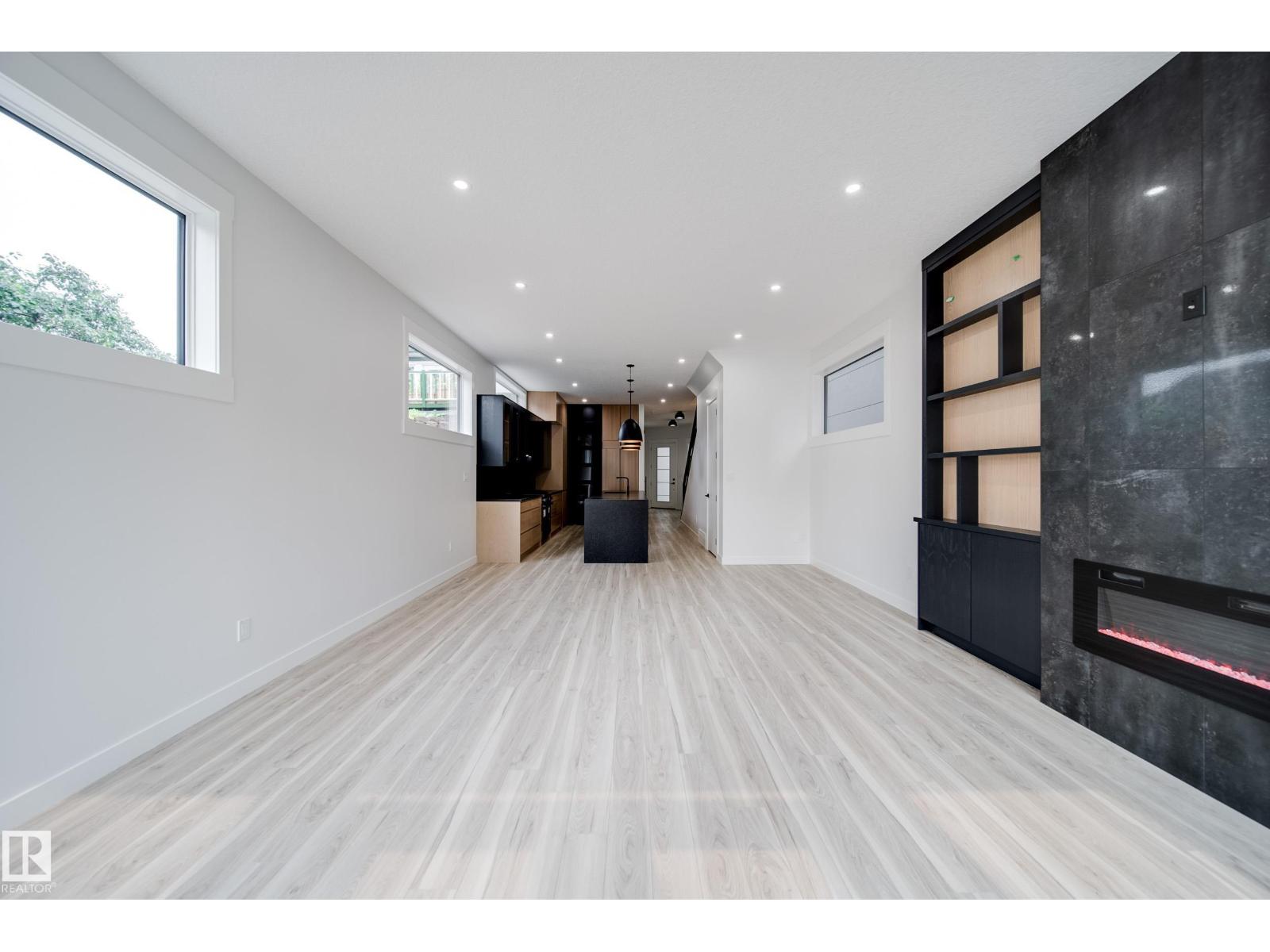 9919 87 ST NW - 38