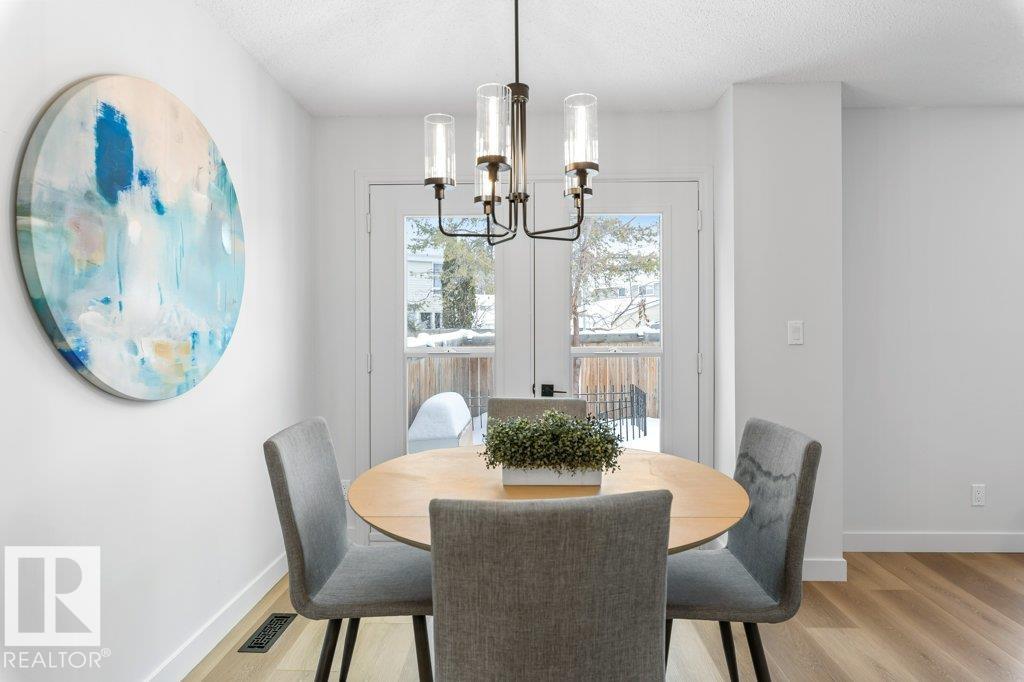 324 Grandin Village - 12