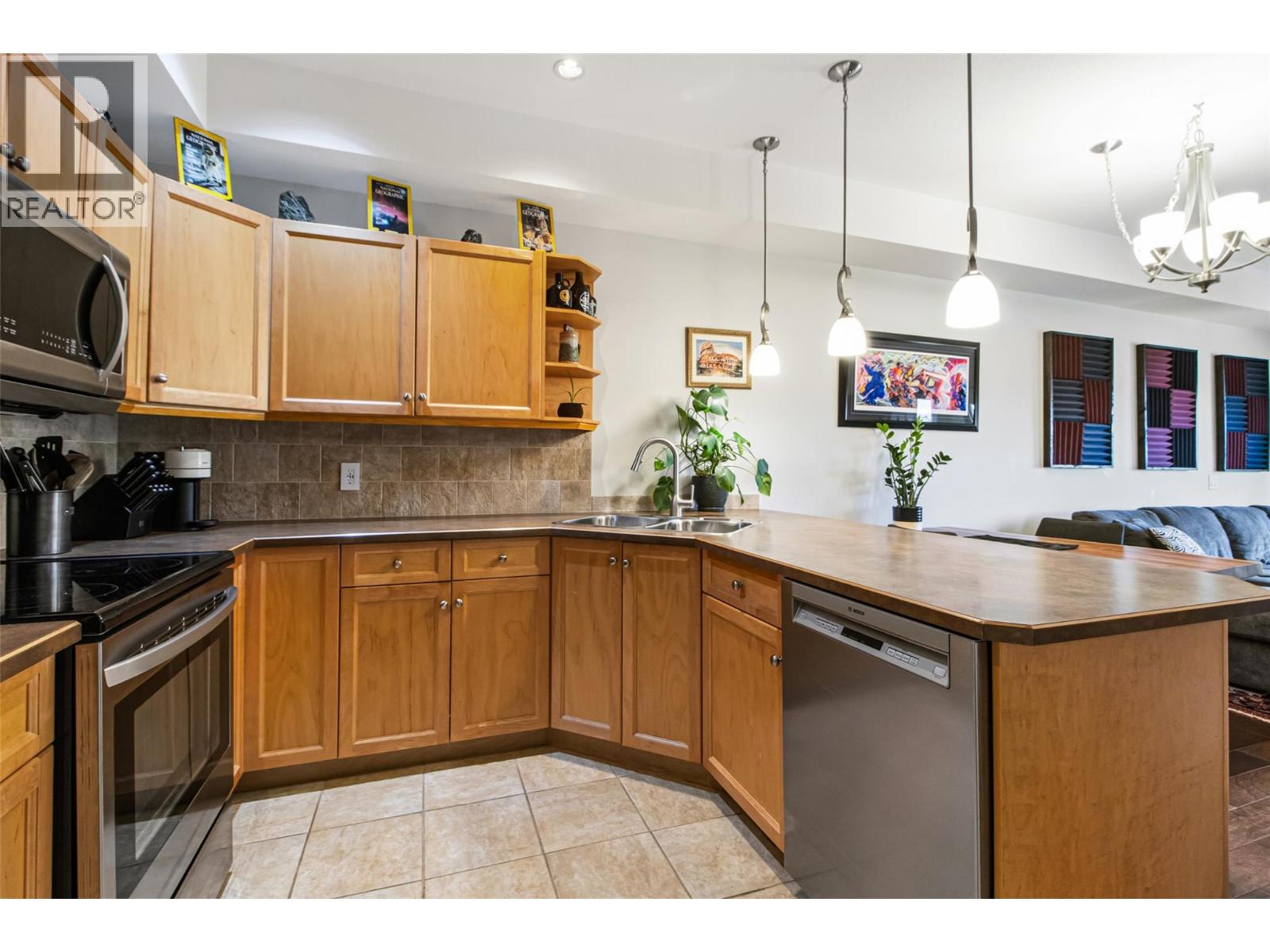 #110 2120 Shannon Ridge Drive - 6