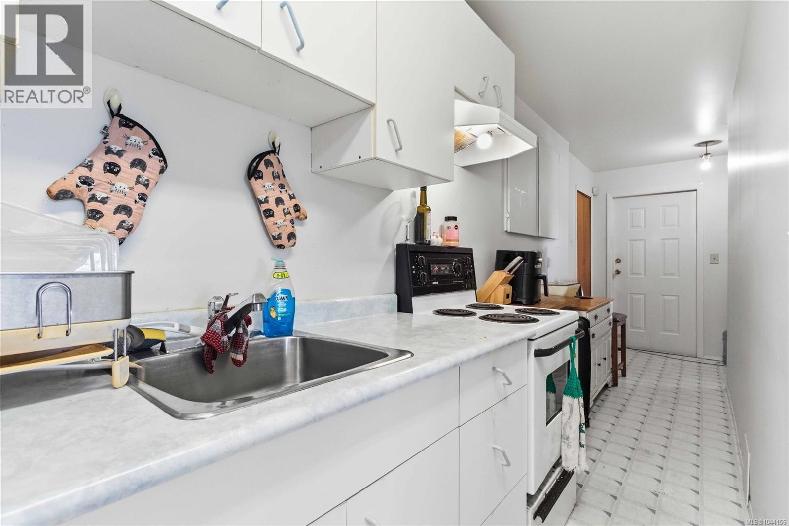 1243 Stancil Lane - Image 35