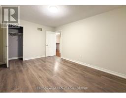 160 Bob Yuill Drive, Toronto, ON M9M0B1 Photo 24