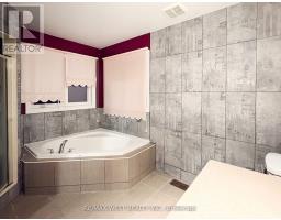 160 Bob Yuill Drive, Toronto, ON M9M0B1 Photo 29