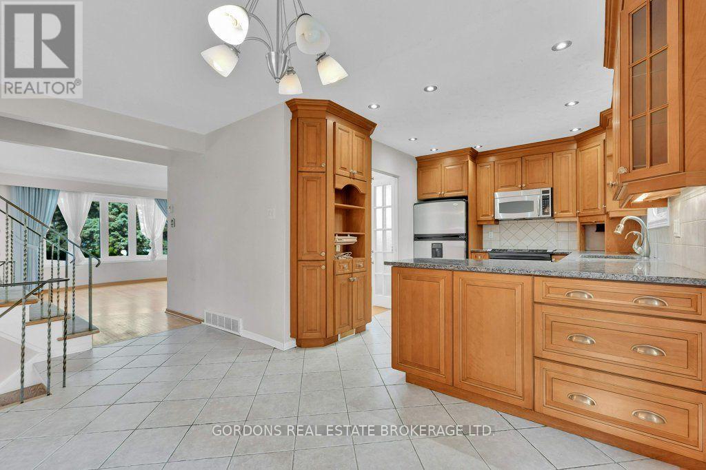 25 EASTPARK DRIVE - Image 17