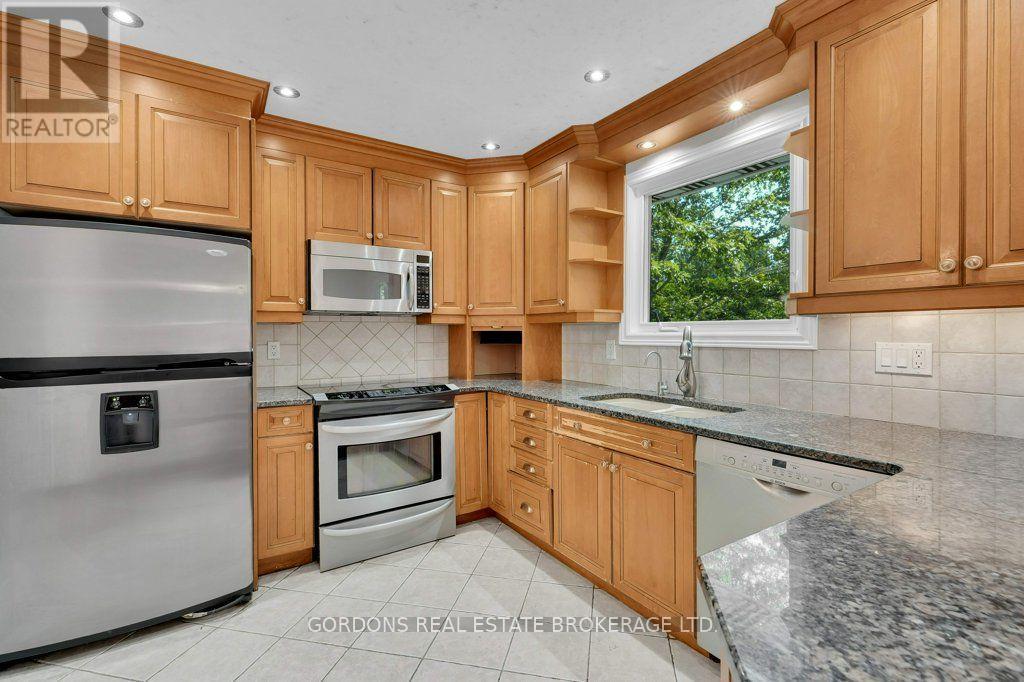 25 EASTPARK DRIVE - Image 19