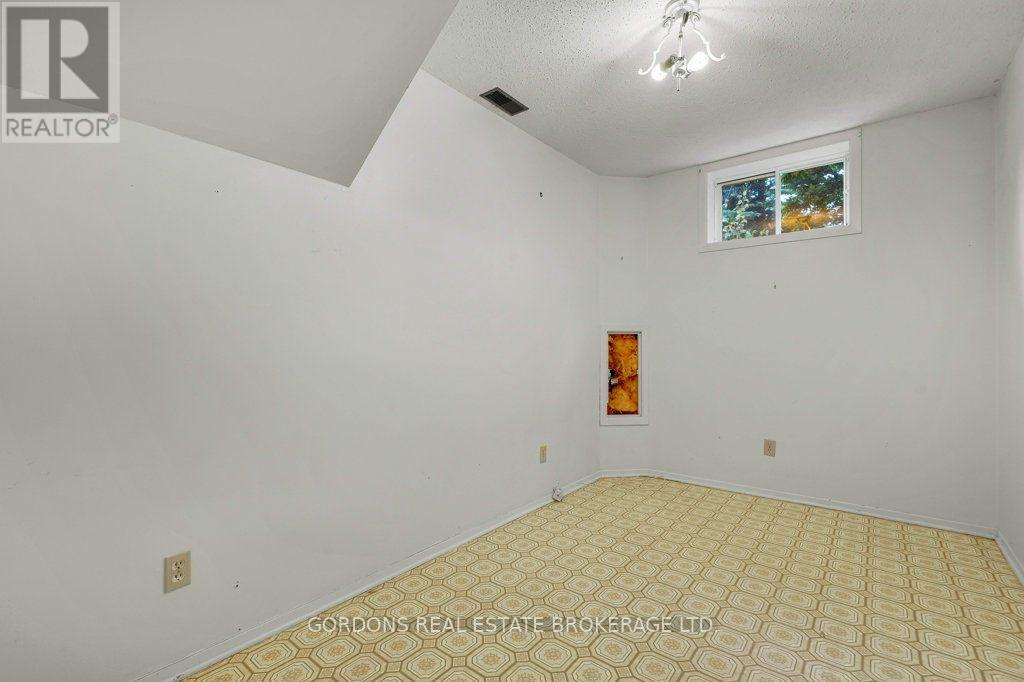 25 EASTPARK DRIVE - Image 45