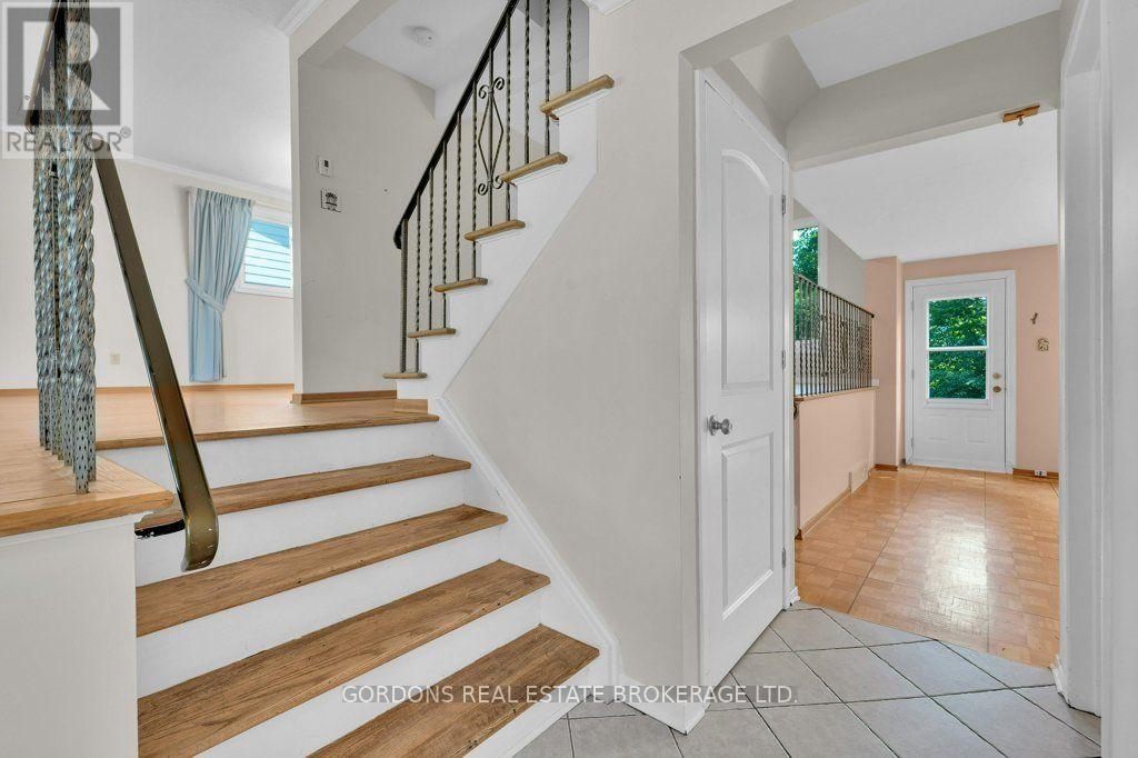 25 EASTPARK DRIVE - Image 9