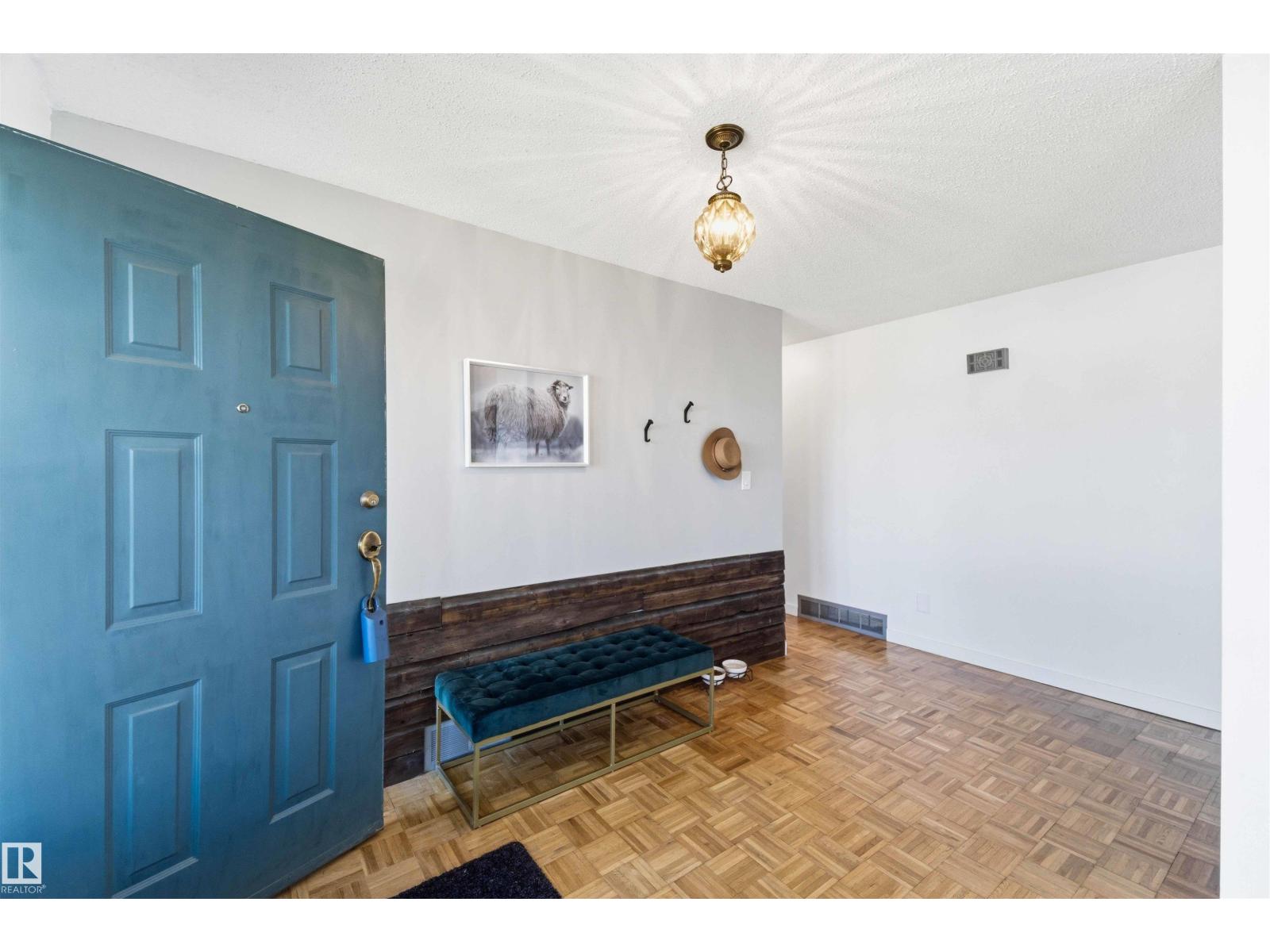 4335 53 AV - Image 5