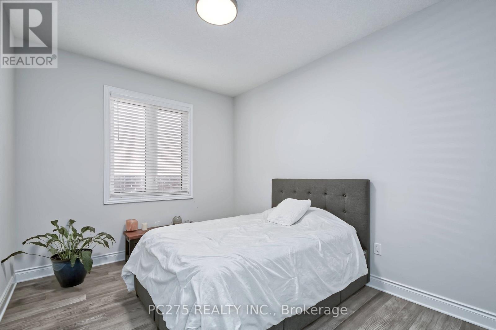 #10 2022 UPPERPOINT BOULEVARD - 20