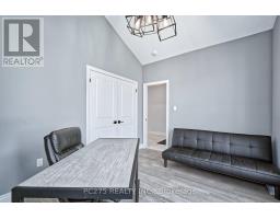 10 - 2022 Upperpoint Boulevard, London South, ON N6K4M9 Photo 18
