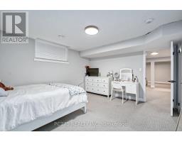 10 - 2022 Upperpoint Boulevard, London South, ON N6K4M9 Photo 33