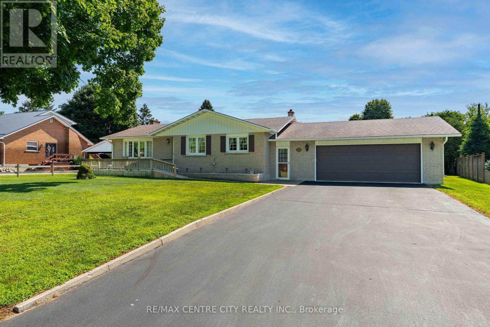 8114 SANDYTOWN ROAD - 1