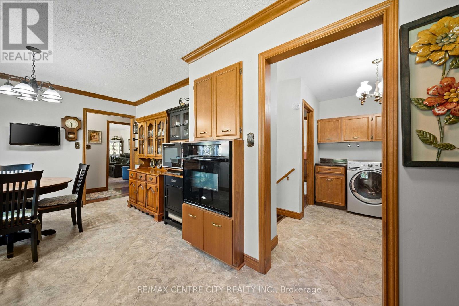 8114 SANDYTOWN ROAD - 11